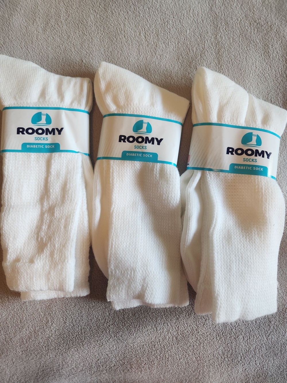 Roomy White Men's Diabetic Crew Socks - 3 Pack